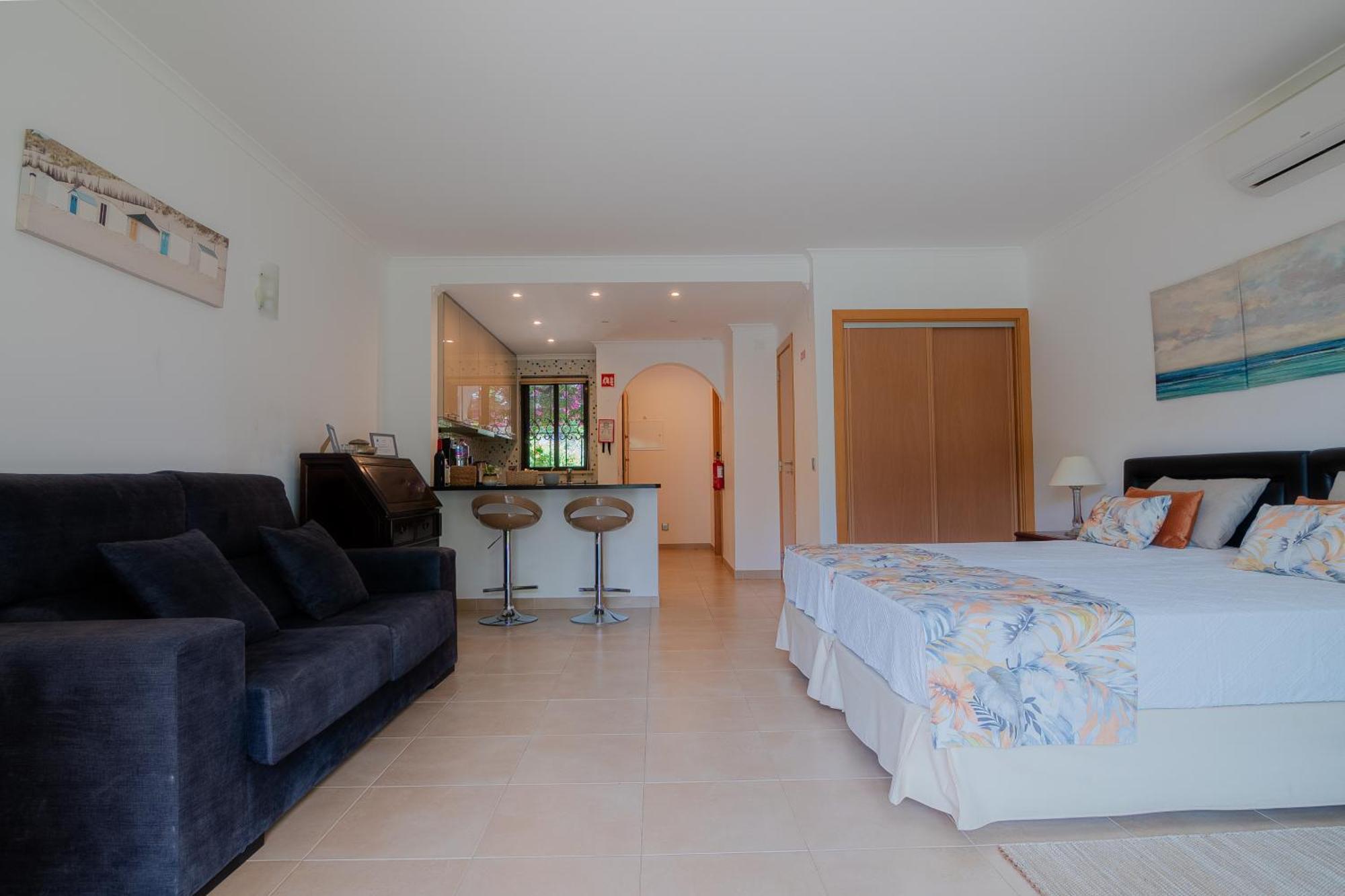 Coastal Retreat With Pool And Beach Access By Drago Rentals Albufeira Esterno foto