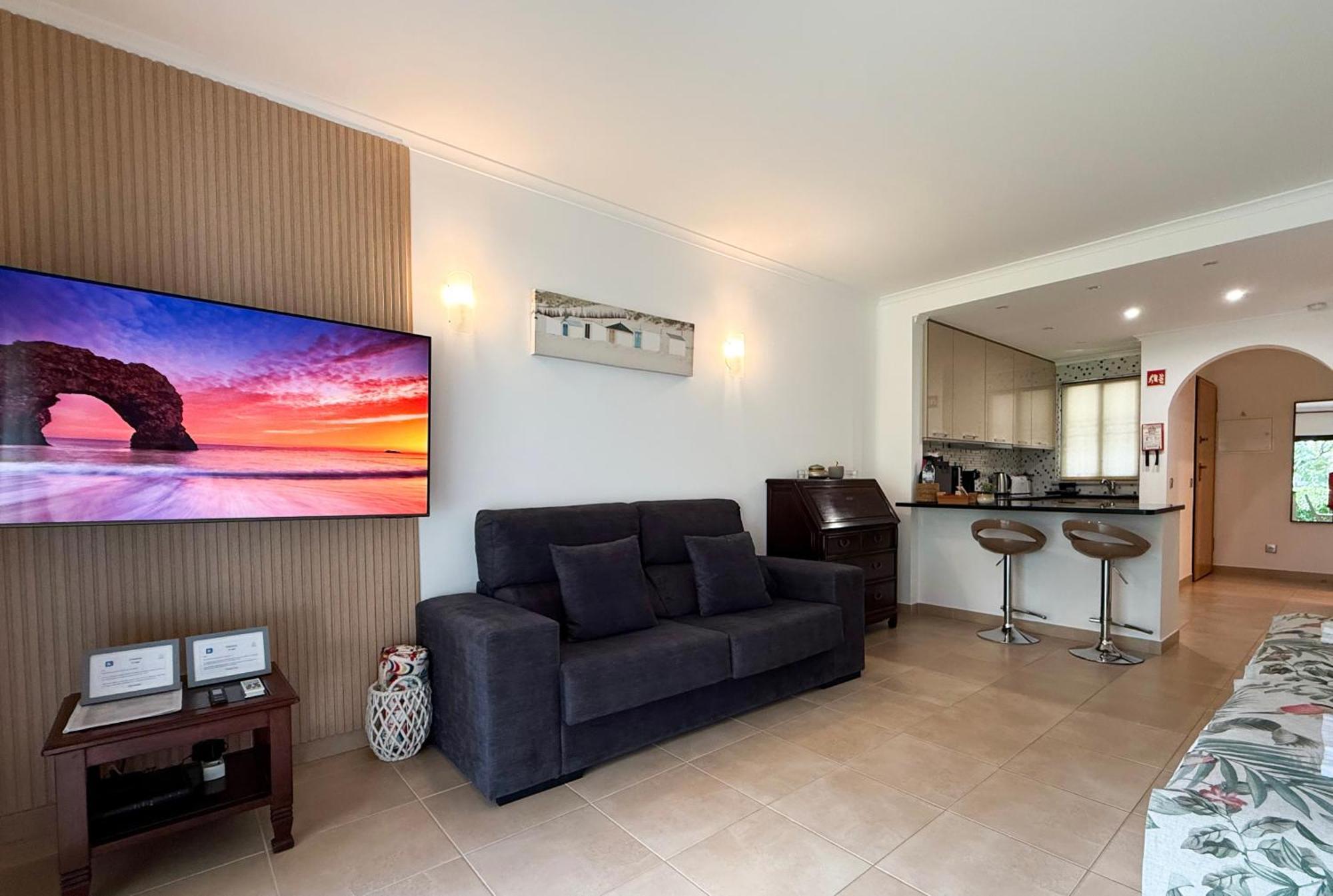 Coastal Retreat With Pool And Beach Access By Drago Rentals Albufeira Esterno foto