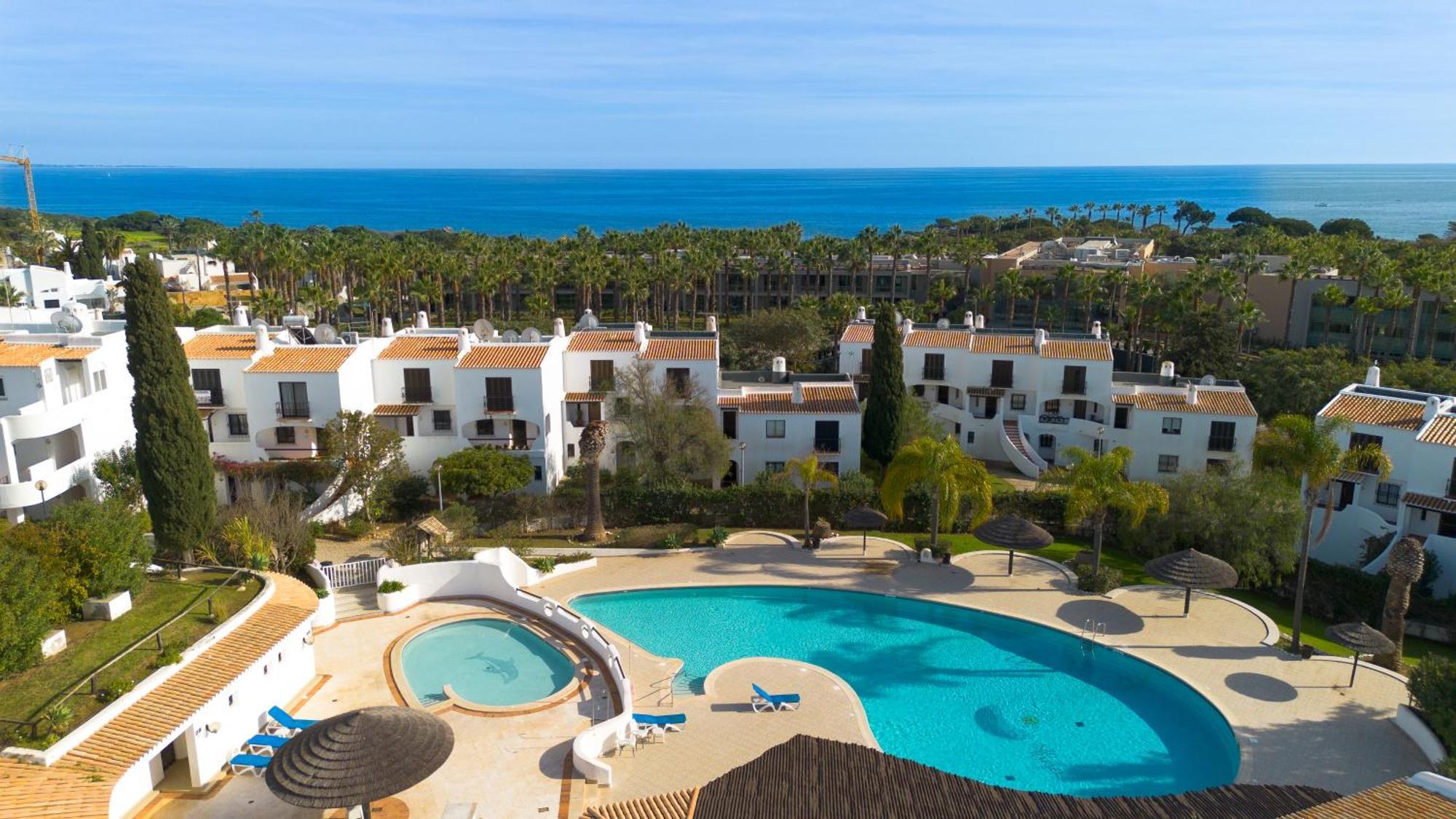 Coastal Retreat With Pool And Beach Access By Drago Rentals Albufeira Esterno foto